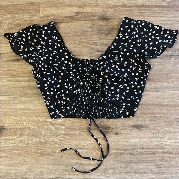 Garage Black & White Floral Mini Skirt Set with Ruffle Hem & Adjustable Ruching - Picture 11 of 16